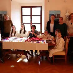 Izložba 'Križevi krajputaši i uskrsni običaji sutlanskog kraja'