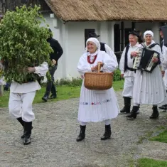 ”Ophodi Jure zelenog” održani uz otvorenje izložbe „Križevi krajputaši i kapelice poklonici Kumrovca i okolice” 9