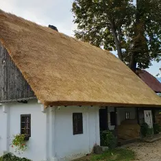 Work has been completed on replacing thatched roofs on vernacular architecture buildings 2