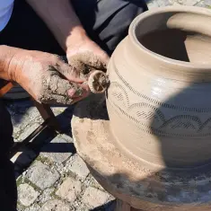 Gostujuća izložba Muzeja ”Staro selo” Sirogojno ”Nasljeđe za budućnost i revitalizacija tradicijskih vještina” 8