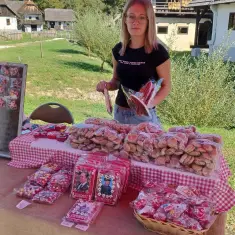 Gostujuća izložba Muzeja ”Staro selo” Sirogojno ”Nasljeđe za budućnost i revitalizacija tradicijskih vještina” 10