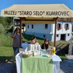 Gostujuća izložba Muzeja ”Staro selo” Sirogojno ”Nasljeđe za budućnost i revitalizacija tradicijskih vještina” 13