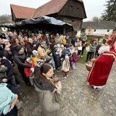 Radionice, konji i sveti Nikola privukli mnoštvo posjetitelja na završnicu programa ”Na konju u Muzeje” 8
