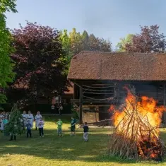 Uz otvorenje izložbe i predstavljanje prigodne jurjevske slikovnice u Kumrovcu održani „Ophodi Jure Zelenog“ 14
