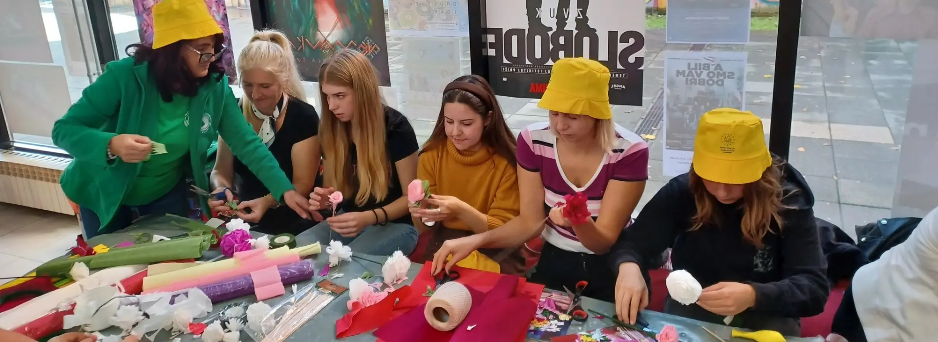 Round table discussion ”Kinč in the exchange of skills of bearers and experiences of stakeholders” on the occasion of the Day of Kinč in Dubrava