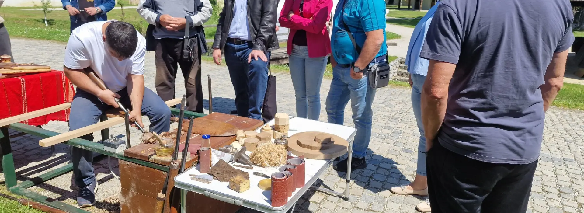 Otvorena gostujuća izložba ”Baština obrtnika: 15 priča iz Muzeja Etar”